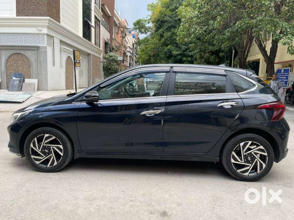 Hyundai I20 Asta 1.2 Ivt, 2024, Petrol