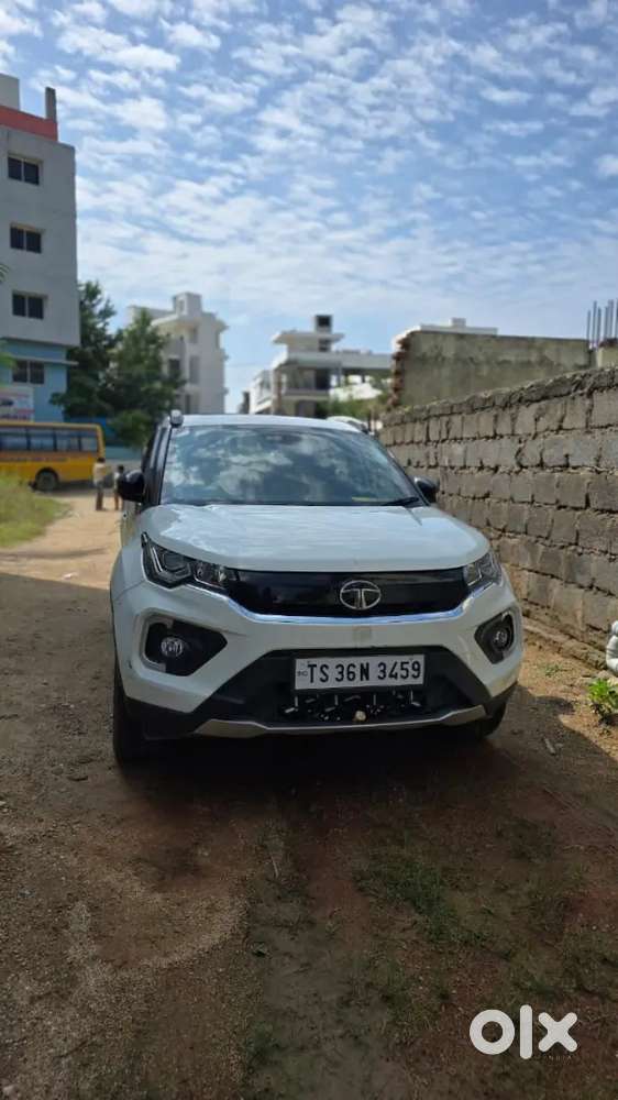Tata Nexon 2023 Diesel Well Maintained