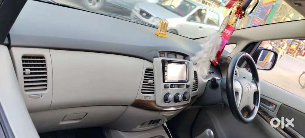 Toyota Innova 2.5 G 2014 Diesel