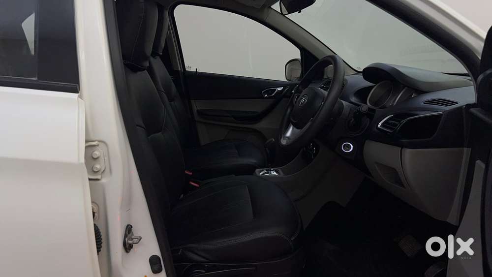Tata Tiago Xza, 2017, Petrol