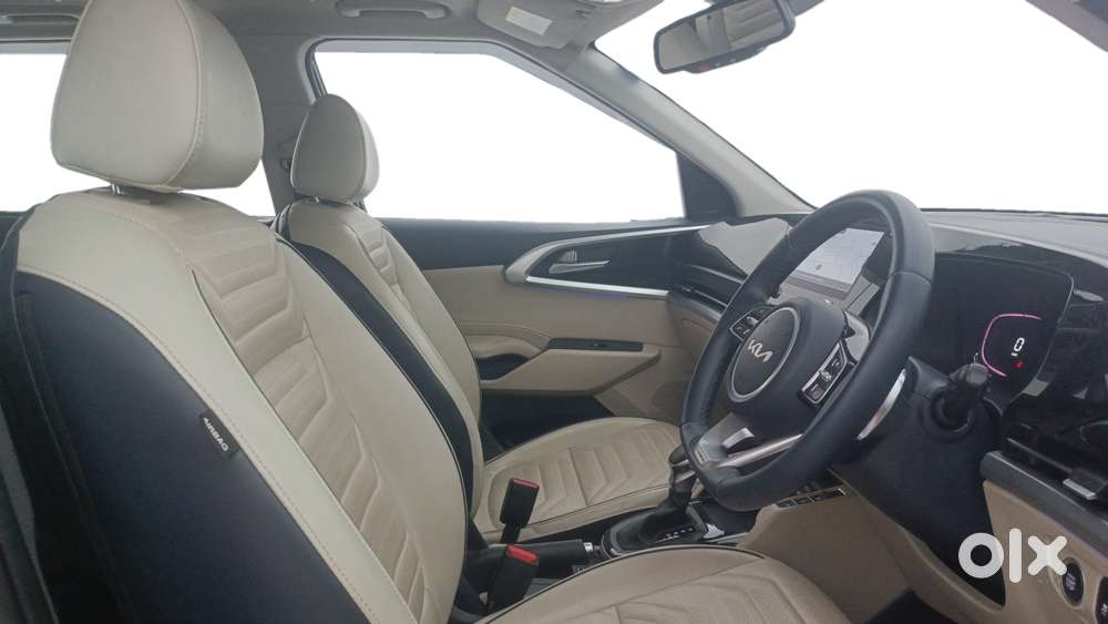 Kia Carens 1.4 Luxury Plus 6 Str, 2022, Petrol
