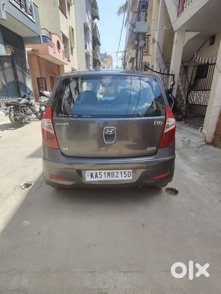 I10 Era 5 Door 5 Seater Metallic Grey Colour Petrol Version