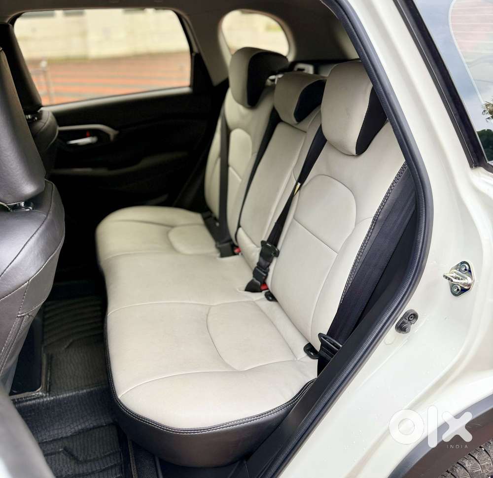 Toyota Urban Cruiser Hyryder 1.5 S Neo Drive At, 2025, Petrol