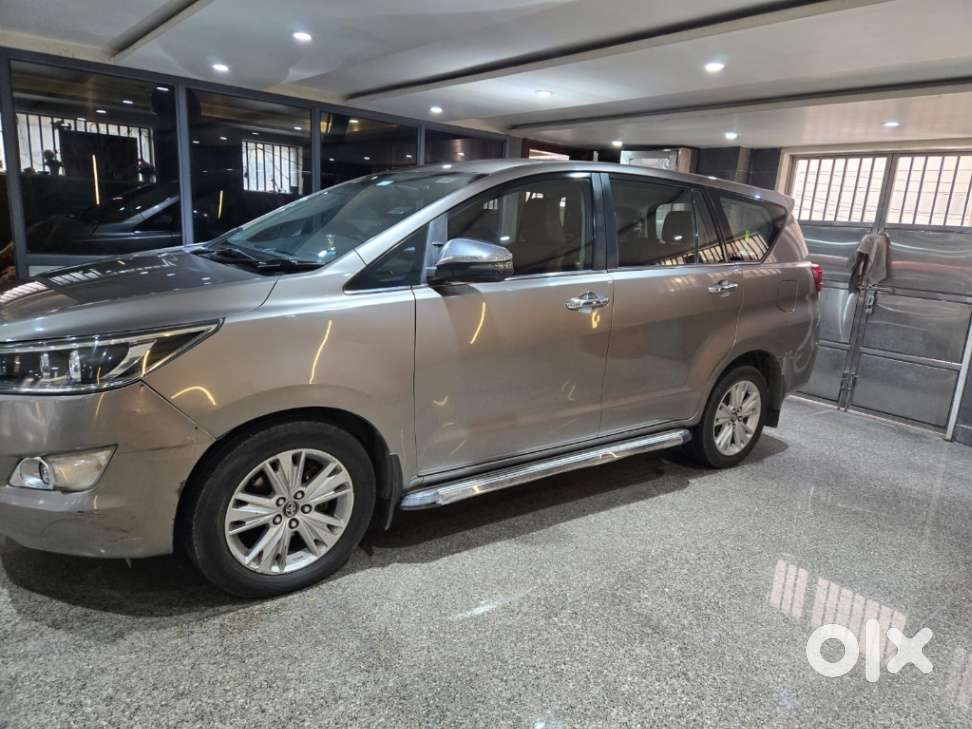 Toyota Innova Crysta 2.8z Automatic, 2019, Diesel