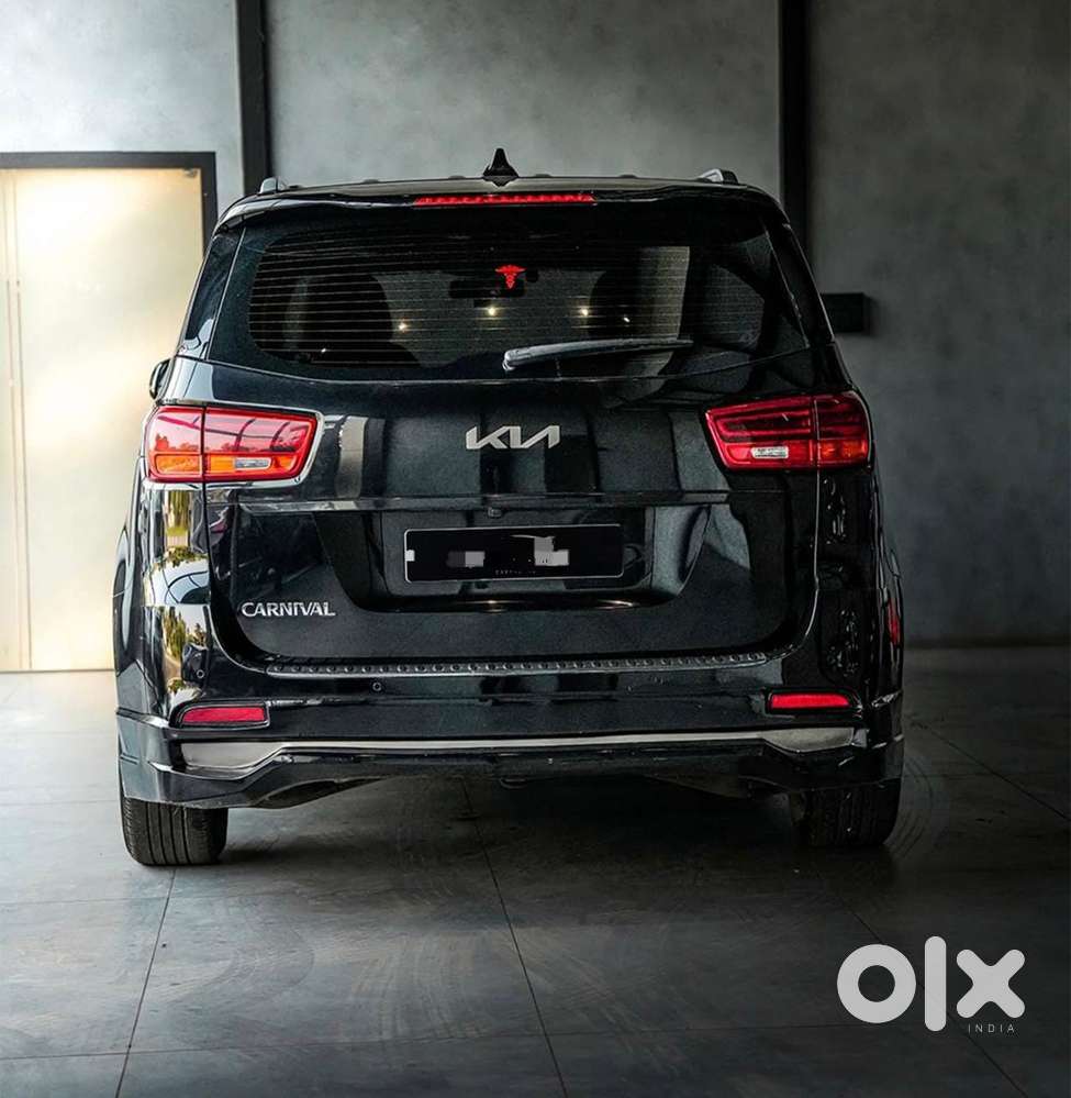 Kia Carnival Prestige, 2023, Diesel
