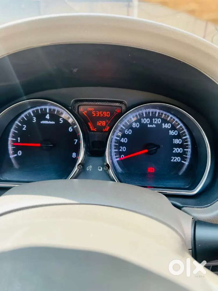 Nissan Sunny 2011