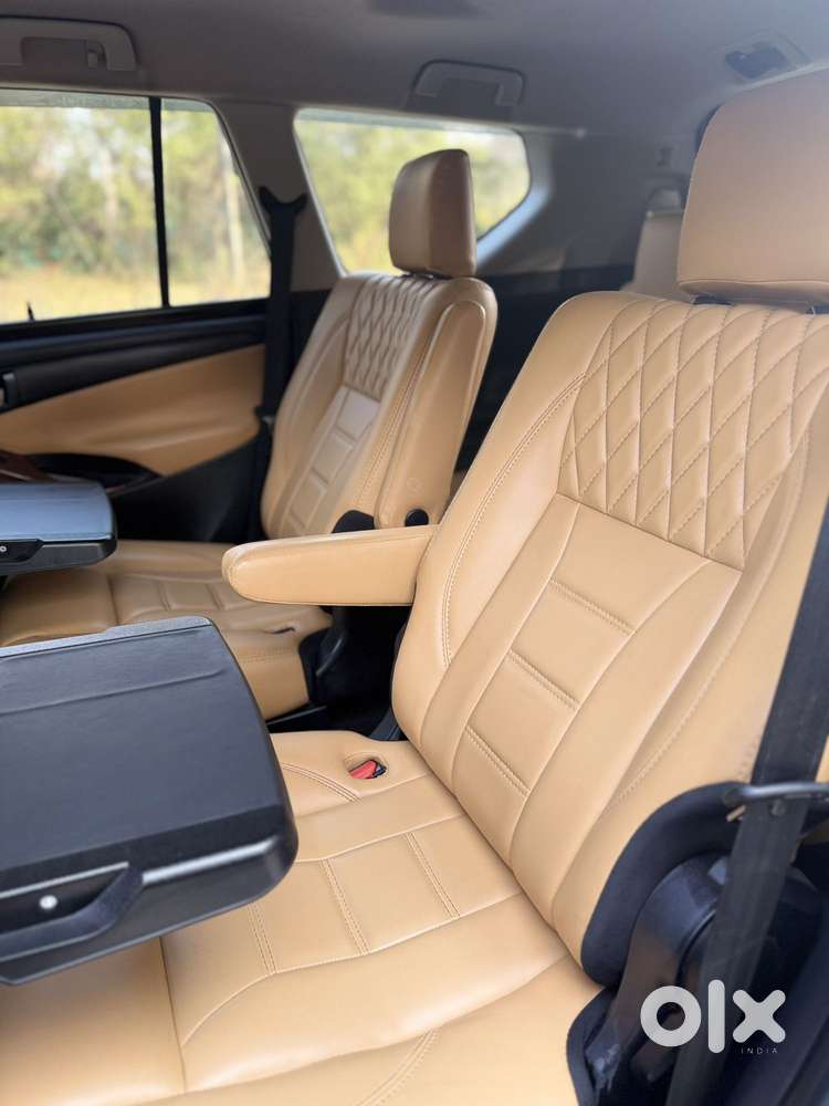 Toyota Innova Crysta [2020-ongoing] 2.4 Gx At 7 Str, 2021, Diesel