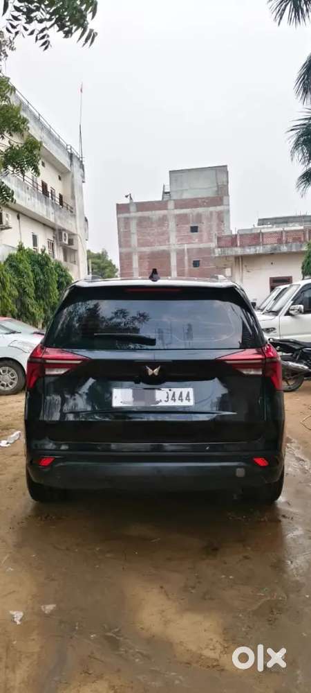 Mahindra Xuv700 2024 Diesel 16000 Km Driven