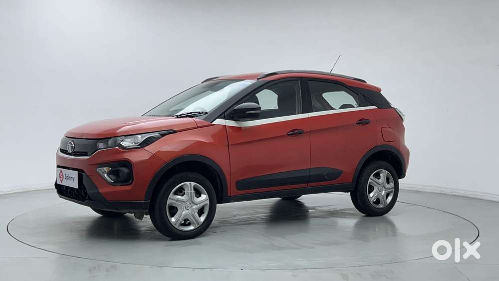 Tata Nexon 1.2 Revotron Xma Amt (s), 2022, Petrol