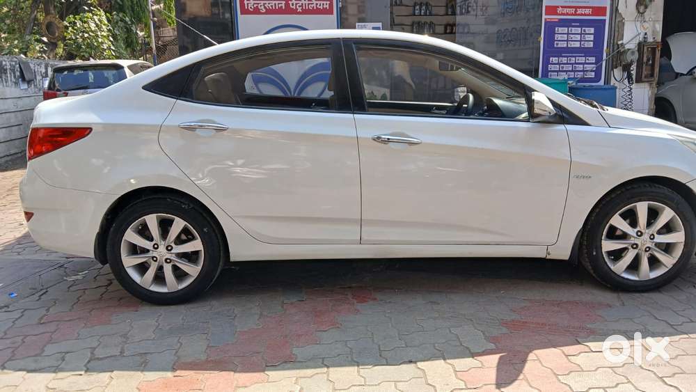 Hyundai Verna 2011-2014 1.6 Sx Vtvt (o) At, 2011, Petrol