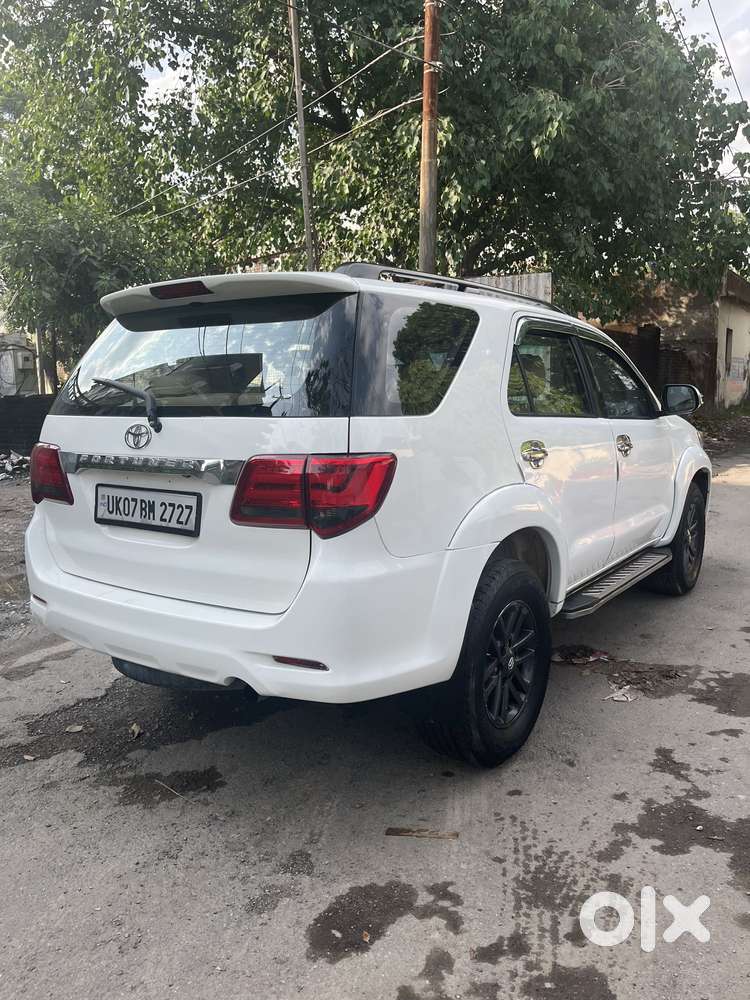 Toyota Fortuner 3.0 Ltd, 2015, Petrol