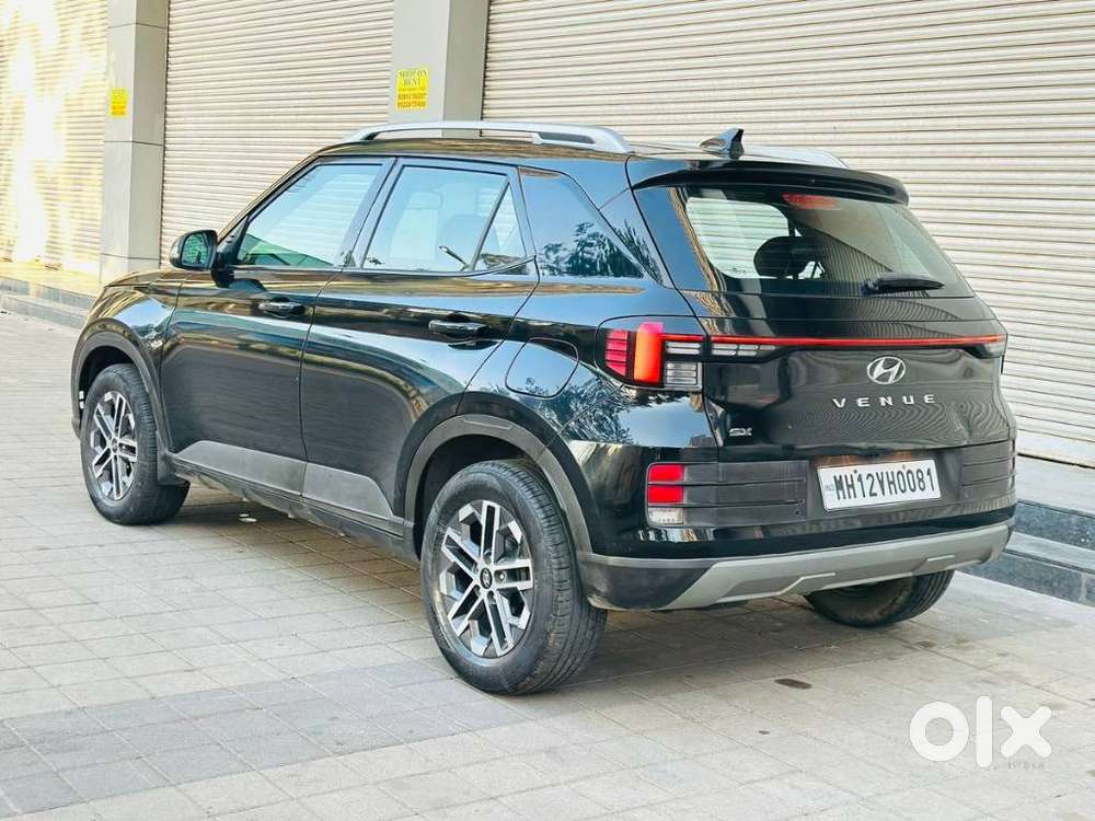 Hyundai Venue Sx Mt, 2023, Diesel