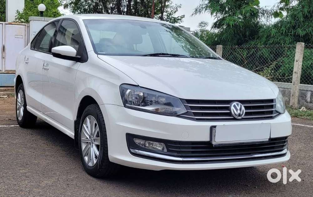 Volkswagen Vento 1.2 Tsi Highline Plus At, 2016, Petrol