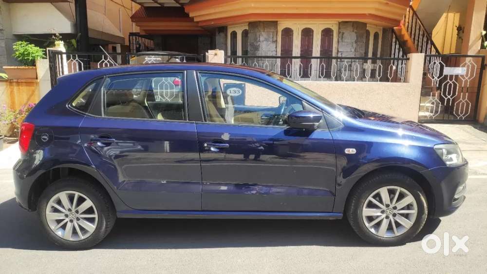 Volkswagen Polo Petrol Highline 1.2l, 2015, Petrol