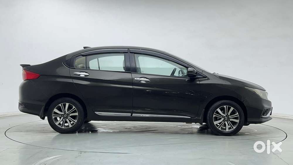 Honda City I-vtec V, 2018, Petrol