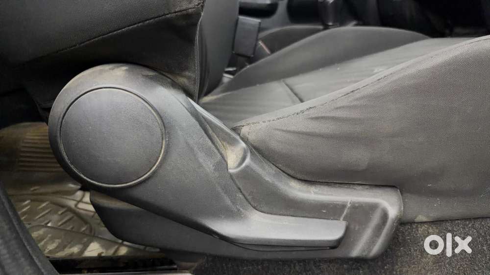 Maruti Suzuki Swift Lxi, 2018, Petrol