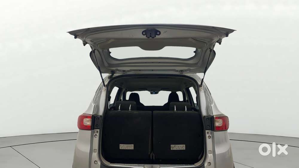 Renault Triber Rxz, 2020, Petrol