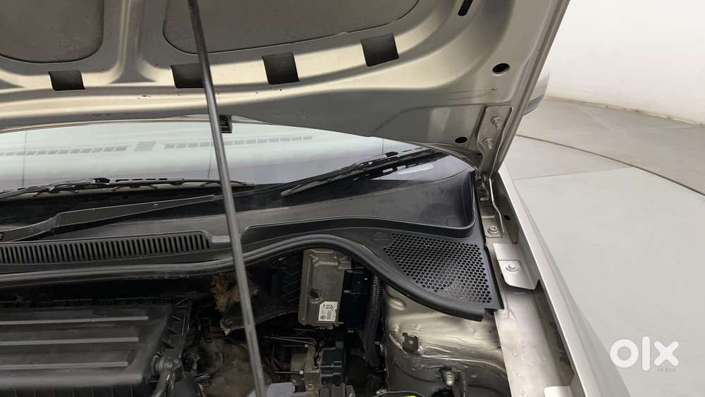 Volkswagen Vento 2010-2013 Petrol Highline, 2013, Petrol