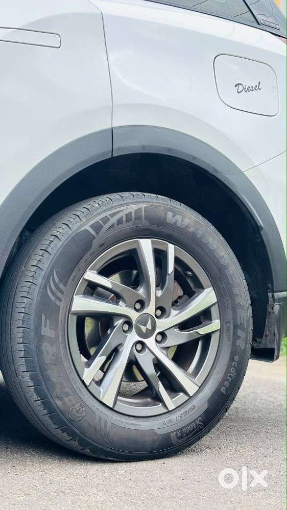 Mahindra Xuv700 2.2 Ax 5 Diesel Mt 7 Str, 2023, Diesel