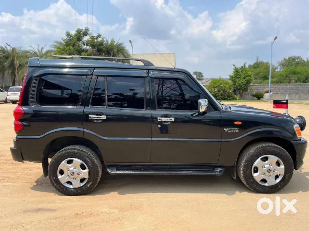 Mahindra Scorpio 2010