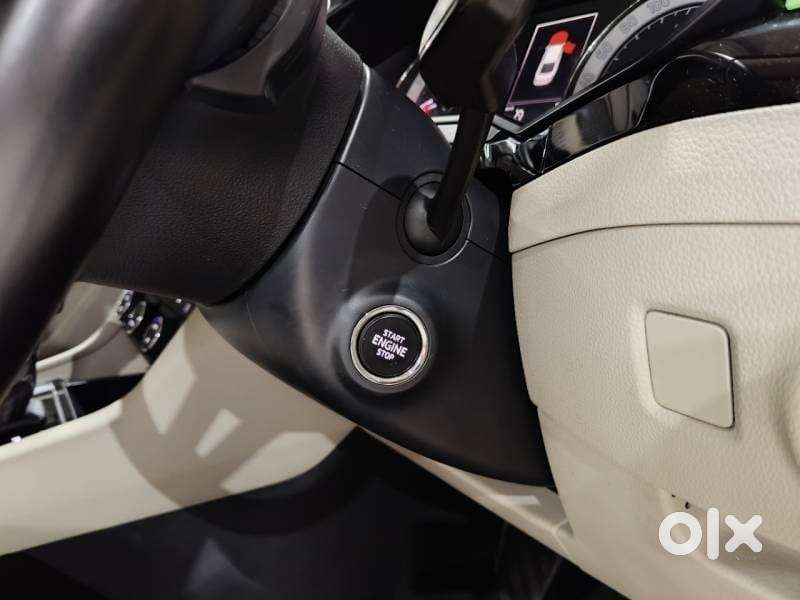 Skoda Superb L&k 2.0 Tdi At, 2017, Petrol