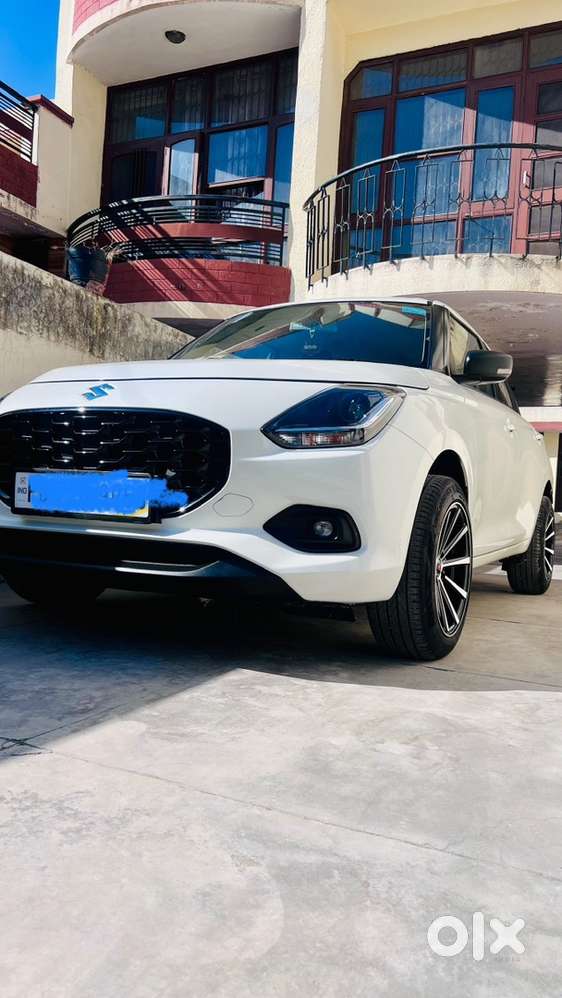 Maruti Suzuki New-gen Swift 2024 Petrol Well Maintained