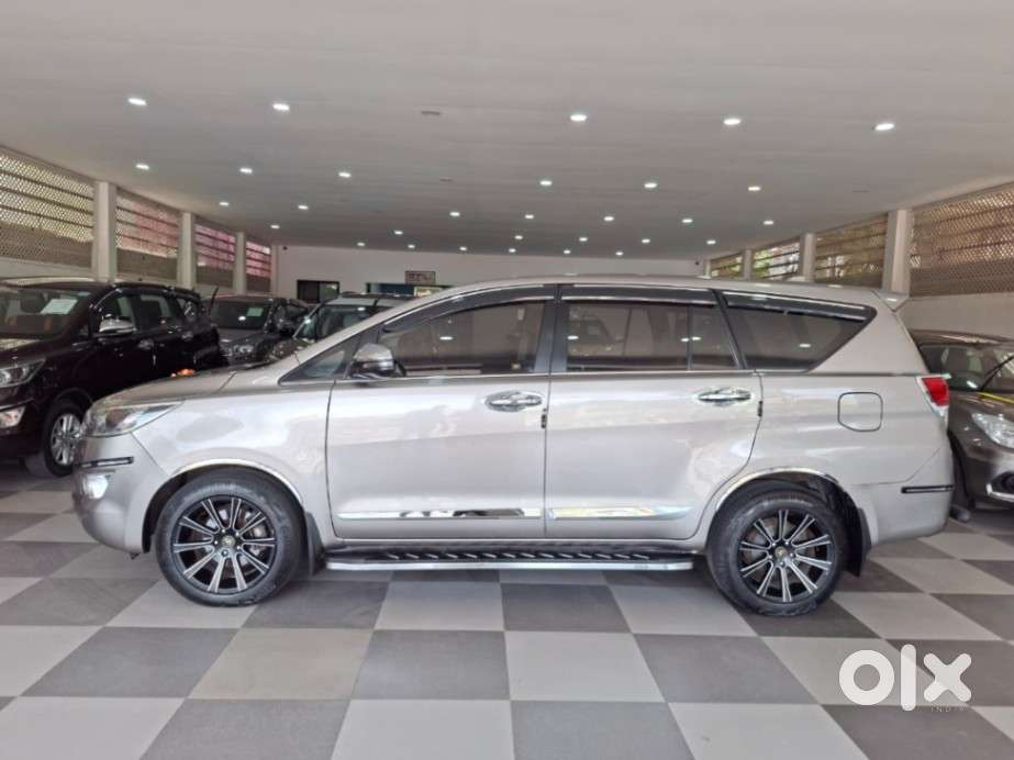 Toyota Innova Crysta [2020-ongoing] 2.4 Zx At 7 Str, 2020, Diesel