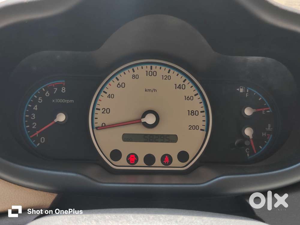 Hyundai I10 Sportz At, 2010, Petrol