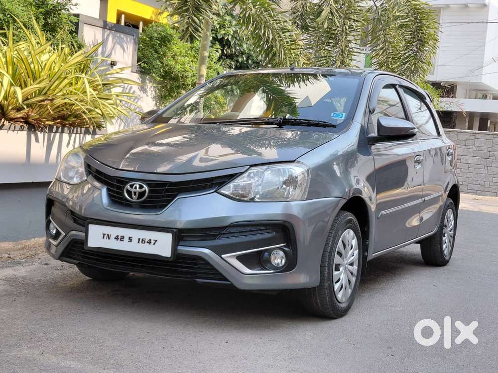 Toyota Etios Liva V Limited, 2017, Petrol
