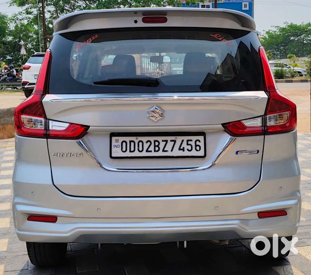 Maruti Suzuki Ertiga 1.5 Zxi Plus Shvs, 2022, Petrol
