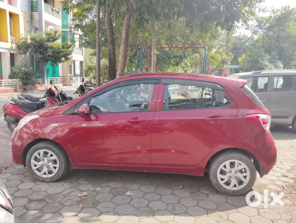 Hyundai Grand I10 2018 Petrol 31700 Km Driven