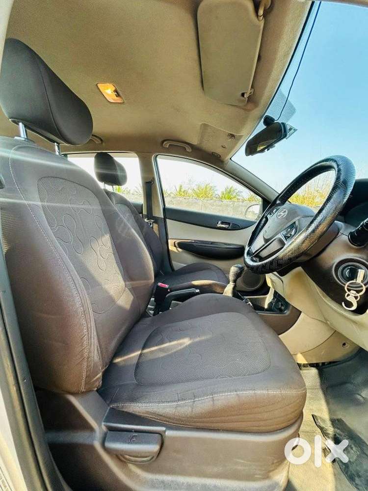 Hyundai I20 Sportz 1.4 Crdi 6 Speed Bs-iv, 2010, Diesel