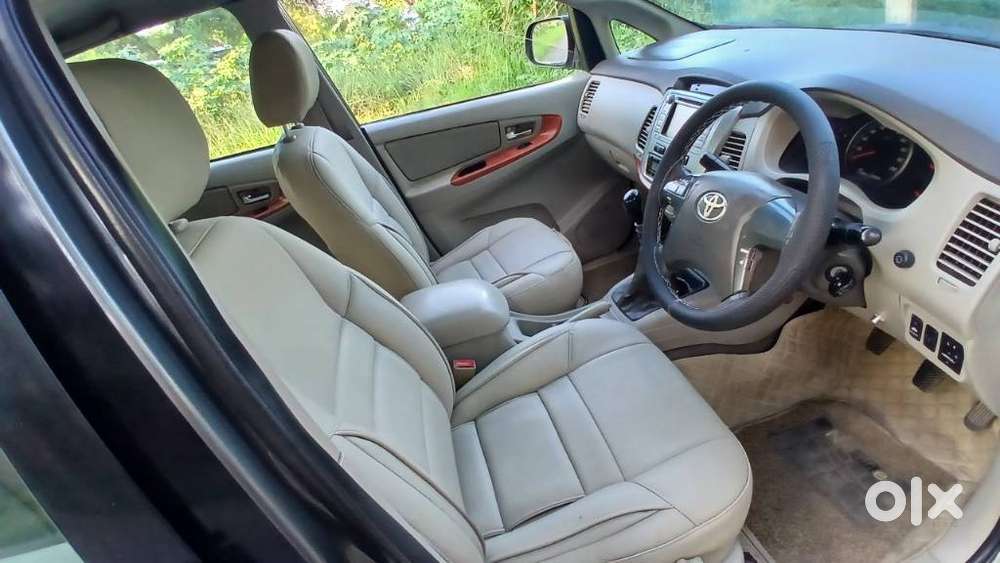 Toyota Innova 2.5 V 7 Str, 2013, Diesel