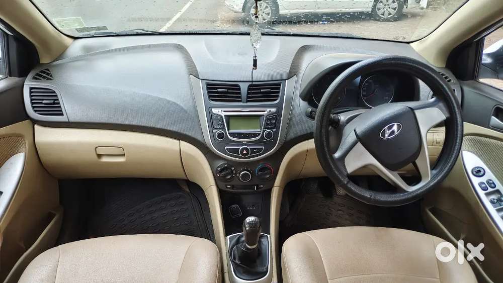 Hyundai Verna 2013 Petrol 49500 Km Driven Family Transfer