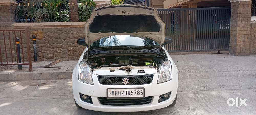 Maruti Suzuki Swift Vxi 1.2 Abs Bs-iv, 2011, Petrol