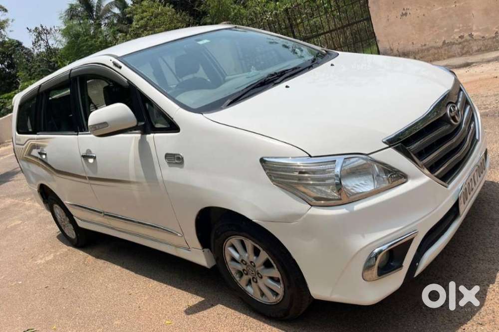 Toyota Innova 2.5 Z Diesel 7 Seater, 2014