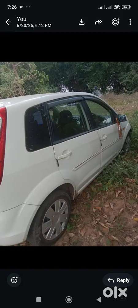 Ford Figo Petrol Zxi 2011