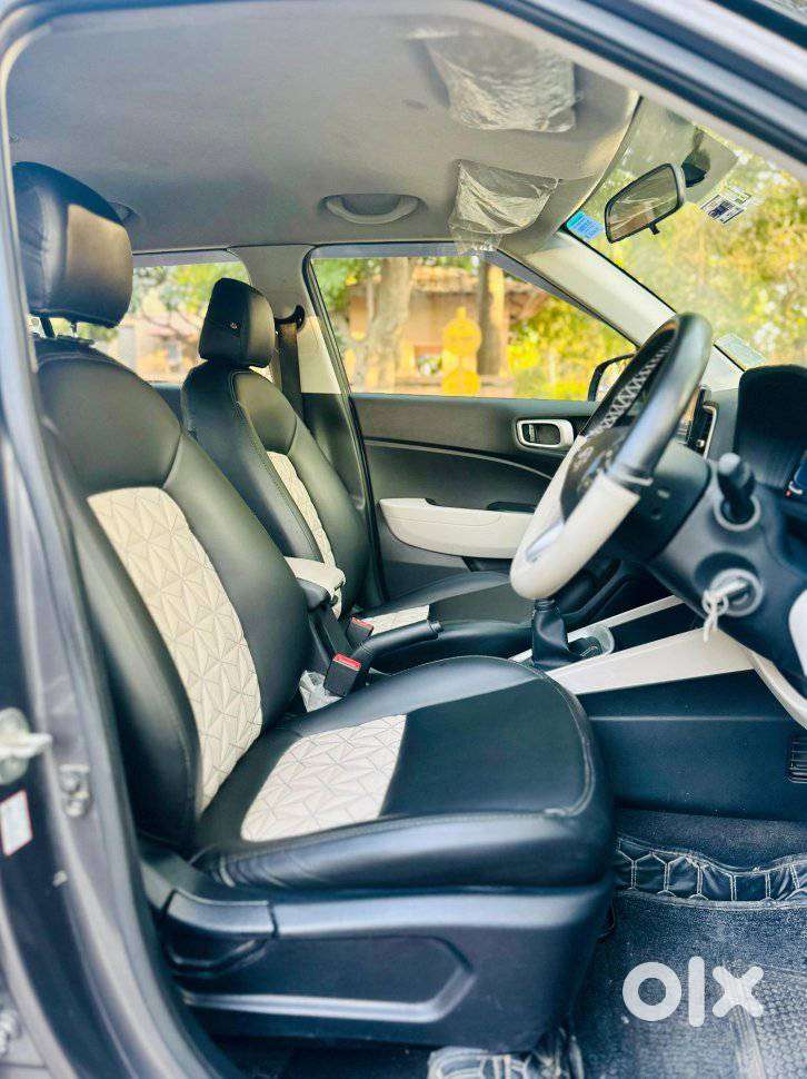 Hyundai Venue S 1.2 Petrol, 2023, Petrol