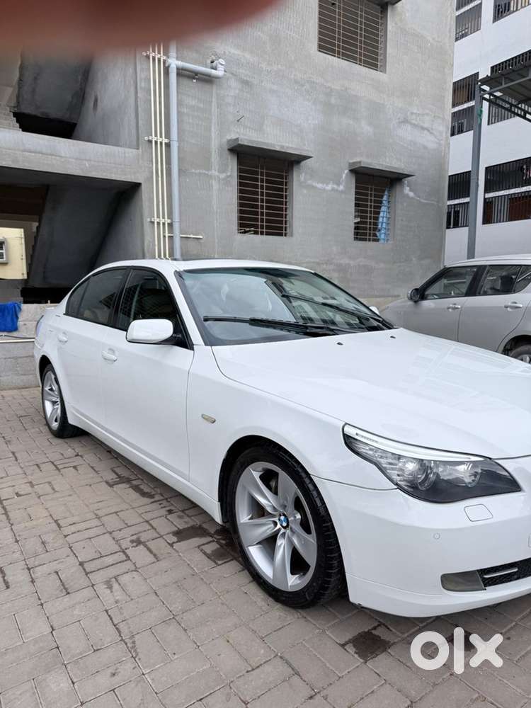 Bmw 5 Series 530i 2010 Car