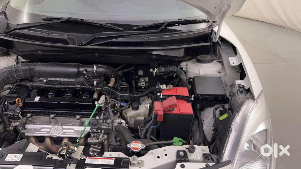 Maruti Suzuki Swift Amt Zxi, 2023, Petrol