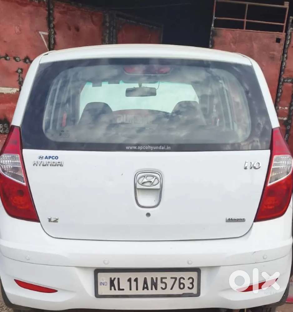 Lady Used Hyundai I10 Low Kilometer Best Price No Accident Vehicle