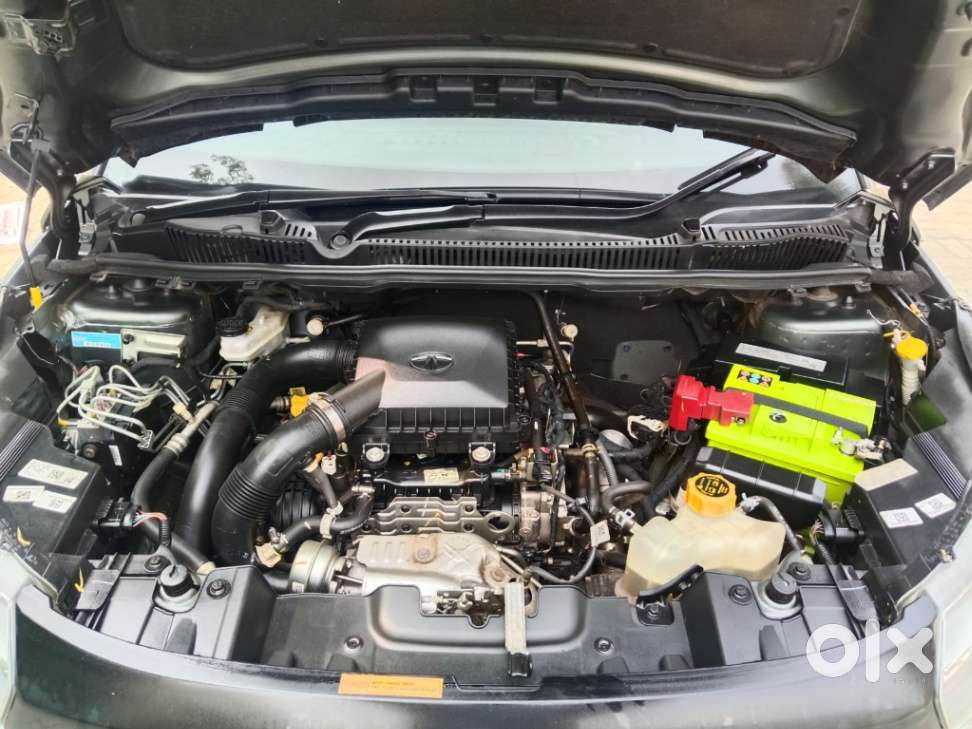 Tata Nexon 1.2 Revotron Xza Plus Premium, 2023, Petrol