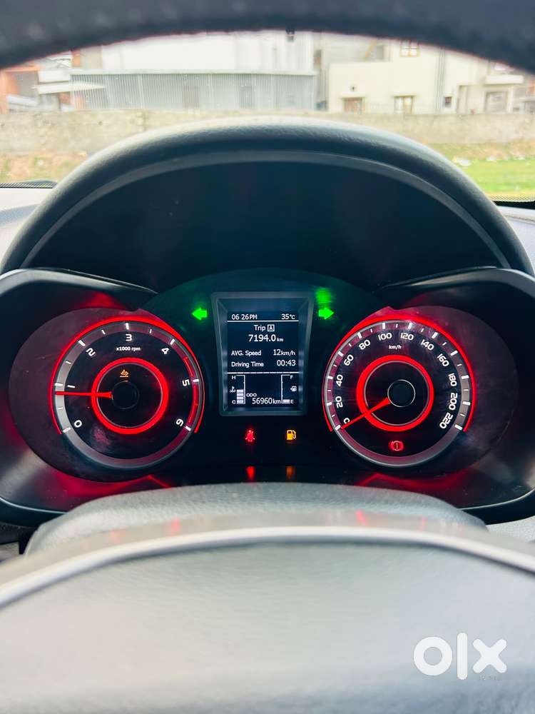 Mahindra Xuv300 W8 Option Diesel, 2023, Diesel