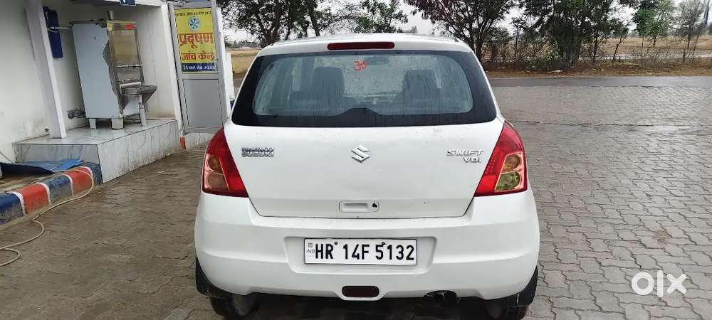 Maruti Suzuki Swift Vdi 2010 Diesel 100000 Km Driven