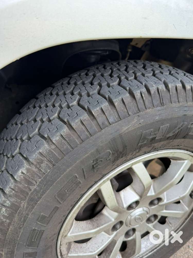 Mahindra Tuv 300 2018 Diesel Suv