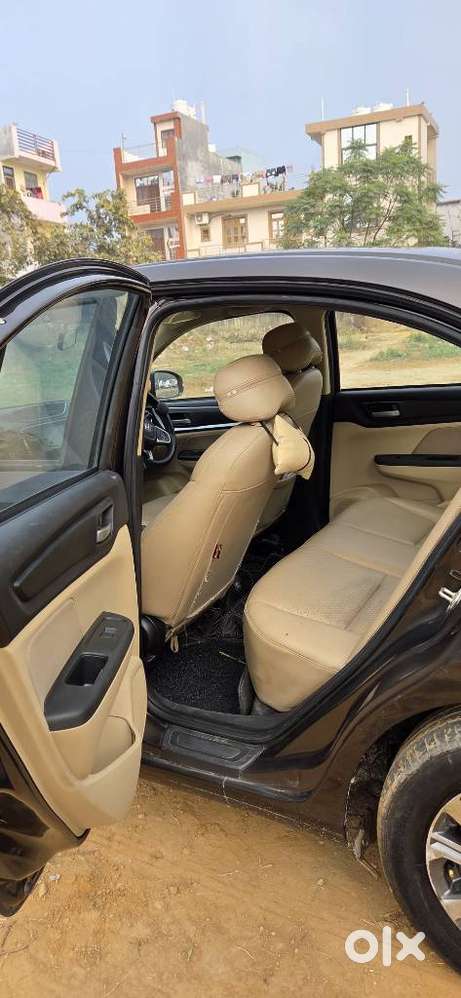 Honda Amaze Vx 1.2 Petrol Mt, 2023, Petrol