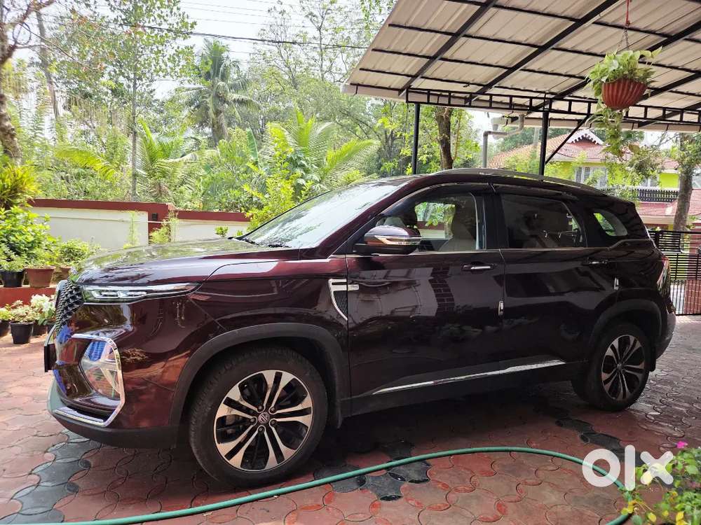Mg Hector Plus 2021 Petrol 33000 Km Driven