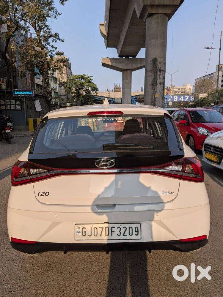Hyundai New I20 1.2 Asta (o) Mt, 2023, Petrol
