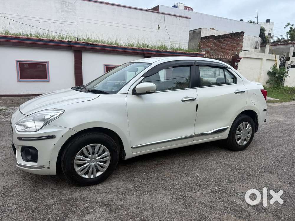 Maruti Suzuki Dzire 1.2 Vxi Amt, 2018, Cng & Hybrids