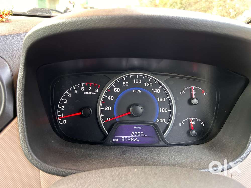 Hyundai Grand I10 Sportz(o) 1.2 Mt, 2013, Petrol